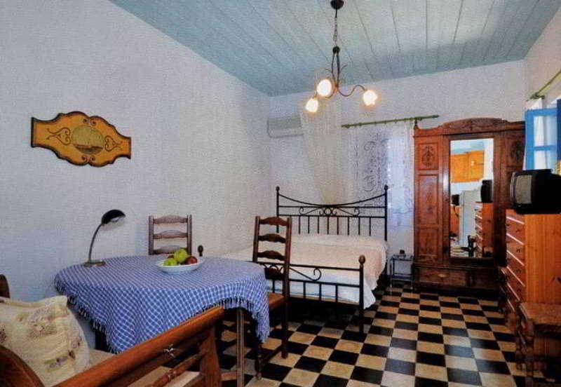 Akrotiri Hotel Platia Ammos Extérieur photo
