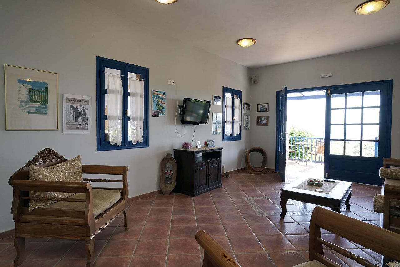 Akrotiri Hotel Platia Ammos Extérieur photo