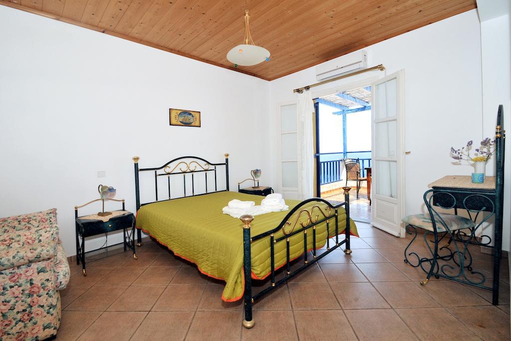 Akrotiri Hotel Platia Ammos Chambre photo