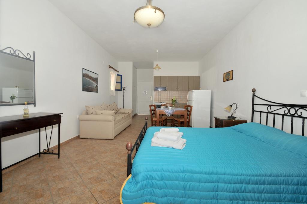 Akrotiri Hotel Platia Ammos Chambre photo